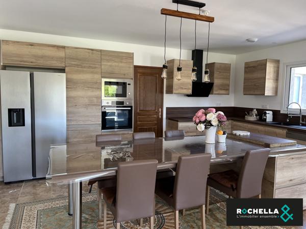 PAVILLON PLAIN-PIED AUX PORTES DE SAINT-JEAN-D'ANGELY