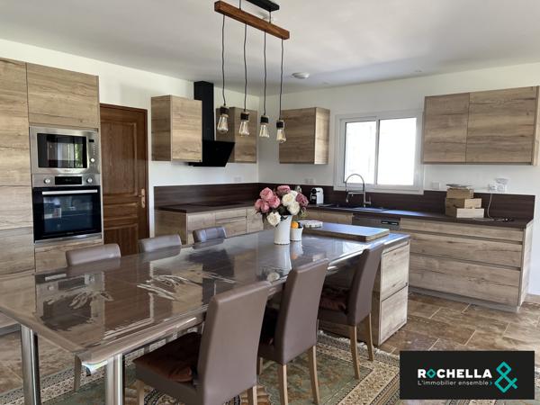 PAVILLON PLAIN-PIED AUX PORTES DE SAINT-JEAN-D'ANGELY