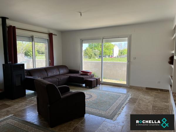 PAVILLON PLAIN-PIED AUX PORTES DE SAINT-JEAN-D'ANGELY