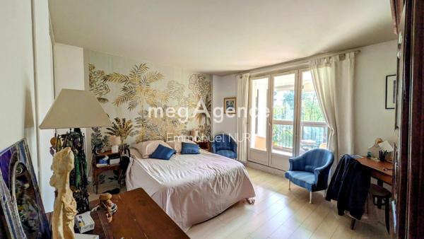 Maison à CHARBONNIERES-LES-BAINS, 69260 - 7 pièces 168m²