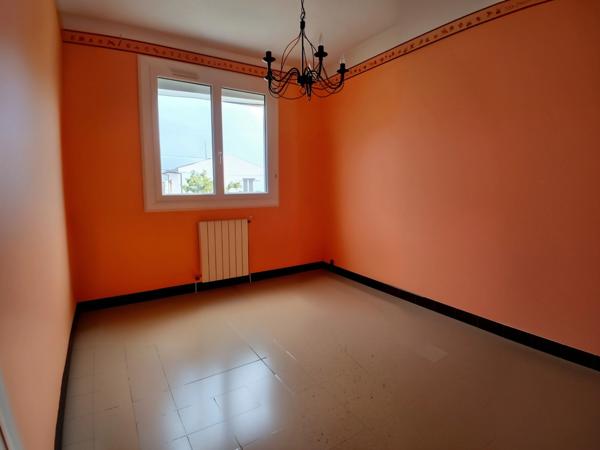 Maison avec 3 chambres garage jardin piscinable