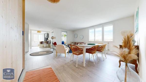Appartement à louer 4 pièces 103.09m² Lyon 7e Arrondissement (69007)