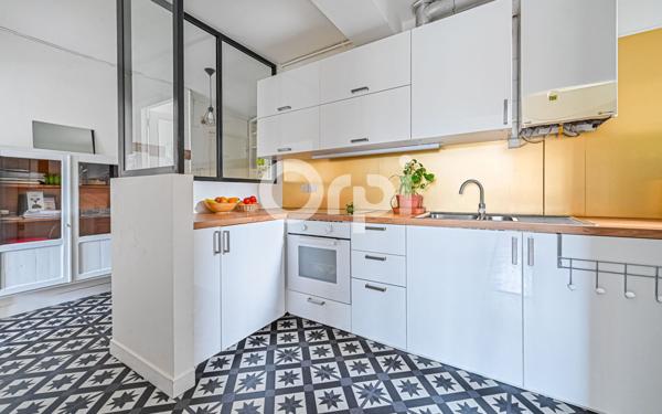Appartement à vendre    3 pièces • 62,27 m2 Paris 10