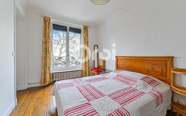 Appartement à vendre    3 pièces • 62,27 m2 Paris 10