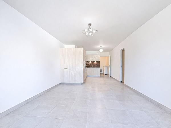 Appartement - Copropriété récente - Balcon - jardin commun