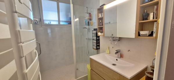 À vendre : Appartement 3 pièces  82.71 m2, cave et garage à Bourg-en-Bresse