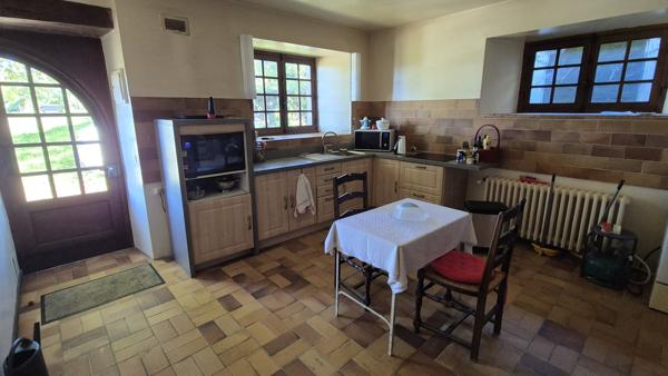 Superbe propriété de caractère sur 2 hectares Saint-Cernin (15310)
