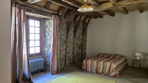 Superbe propriété de caractère sur 2 hectares Saint-Cernin (15310)