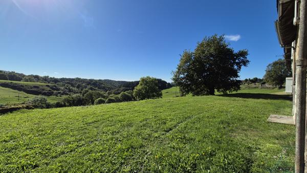 Superbe propriété de caractère sur 2 hectares Saint-Cernin (15310)
