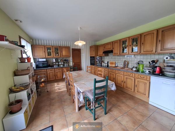 Coulommiers (77120) BEllE propriété 155M2 sous sol complet, dependance, terrain 2355M²