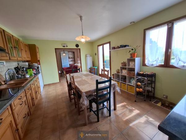 Coulommiers (77120) BEllE propriété 155M2 sous sol complet, dependance, terrain 2355M²