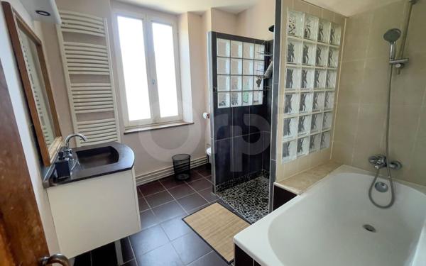 Maison à vendre    5 pièces •  Ecquevilly