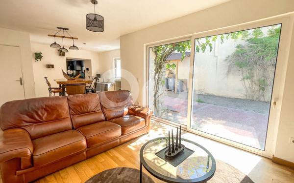 Maison à vendre    5 pièces •  Ecquevilly