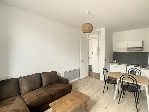 Appartement à louer    1 pièce •  Lamastre