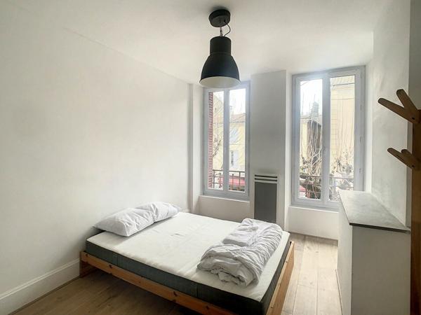 Appartement à louer    1 pièce •  Lamastre