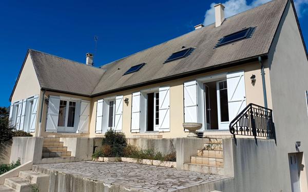 Maison à louer    6 pièces •  Mamers