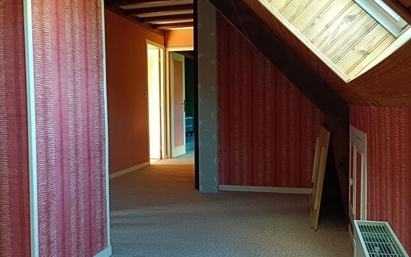 Maison à louer    6 pièces •  Mamers