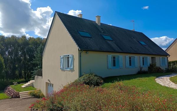 Maison à louer    6 pièces •  Mamers