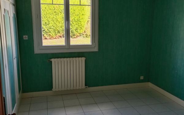 Maison à louer    6 pièces •  Mamers