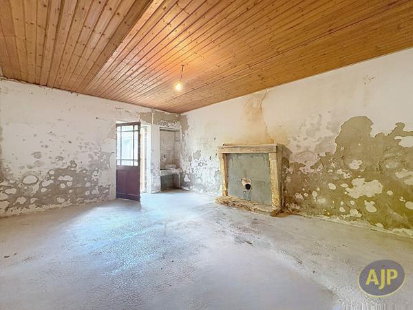 Vente maison Lucon : 69 973 € - AJP Immobilier Luçon
