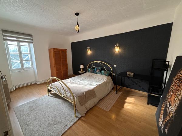 Maison avec appartement en plein coeur de ville