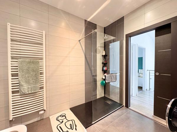 Magnifique Duplex T3 de 85,15 m² avec son garage + son parking + sa cave