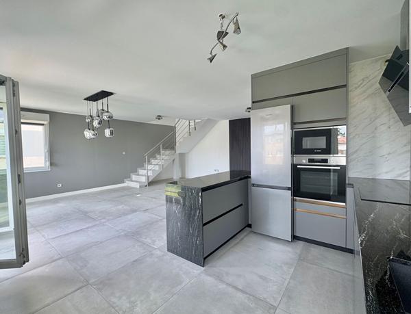 Magnifique Duplex T3 de 85,15 m² avec son garage + son parking + sa cave
