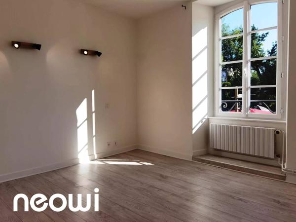 Grand appartement vue SQUARE VERMENOUZE