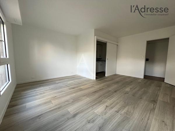 PUTEAUX/ Georges Pompidou Studio Nu 33m²