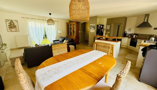 LA ROCHE SUR YON, MAISON DE PLAIN PIED 4 CHAMBRES