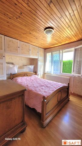 Pavillon INDIVIDUEL de 113m² habitable de PLAIN PIED très LUMINEUX avec SOUS SOL COMPLET et parcelle d'environ 1800m²