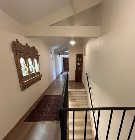 Manoir 4 chambres, 1 dépendance et grand terrain Mirambeau