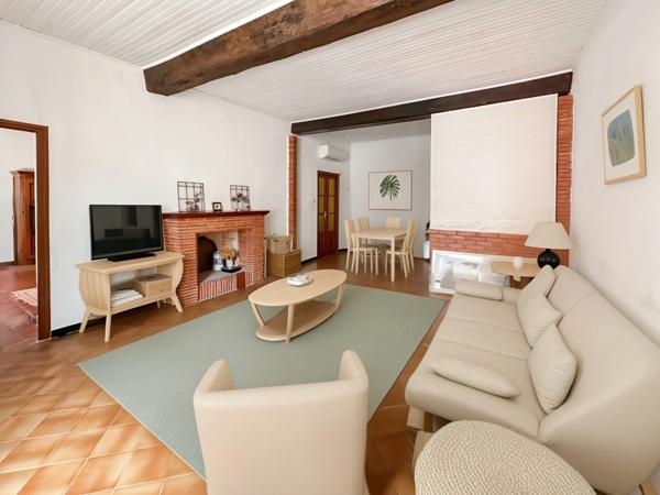 Ajaccio - Rue Fesch, T2 de 53 m2 au 3ème étage sans ascenseur