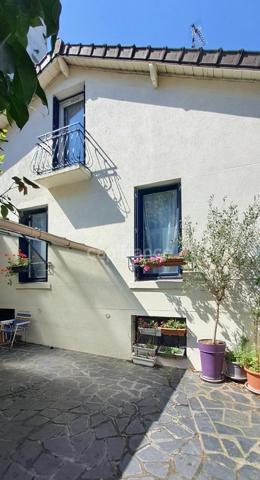 Dpt Seine Saint Denis (93), à vendre maison P4 - de 104 m2