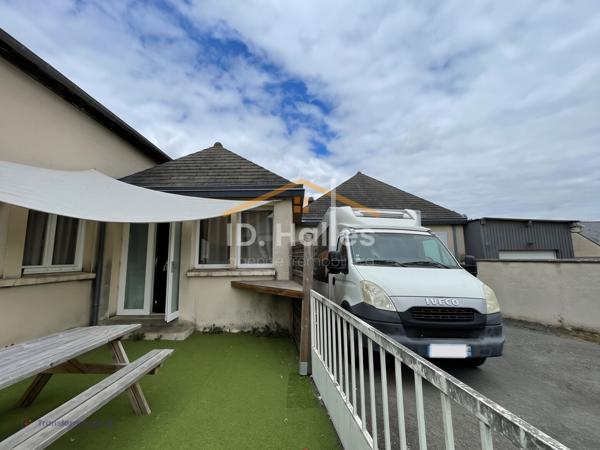Immeuble de rapport à vendre- 358 m² , Ombree d anjou
