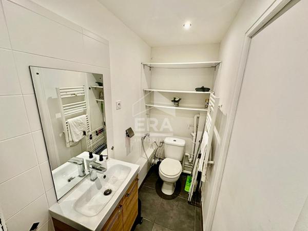 Location d'un F1 meublé dans une dépendance divisée en 2 logement avec jardin à Herblay-sur-Seine.