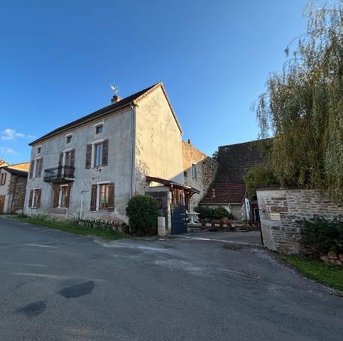 Maison à vendre 6 pièces proche de SENNECEY-LE-GRAND (71)