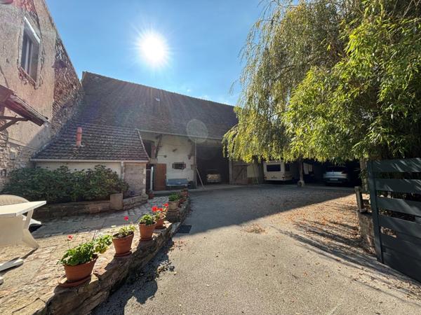 Maison à vendre 6 pièces proche de SENNECEY-LE-GRAND (71)