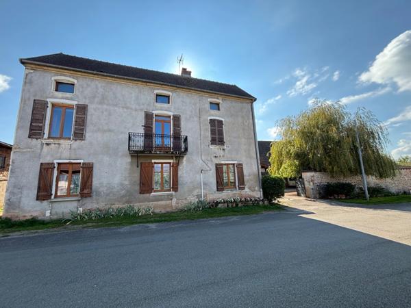 Maison à vendre 6 pièces proche de SENNECEY-LE-GRAND (71)