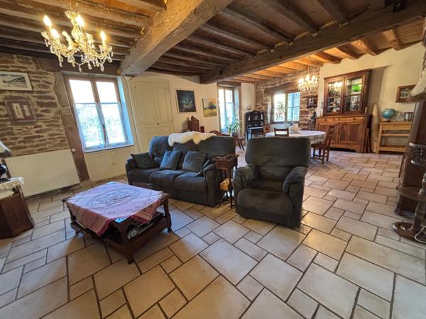 Maison à vendre 6 pièces proche de SENNECEY-LE-GRAND (71)