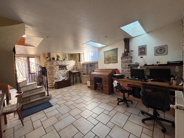 Maison à vendre 6 pièces proche de SENNECEY-LE-GRAND (71)