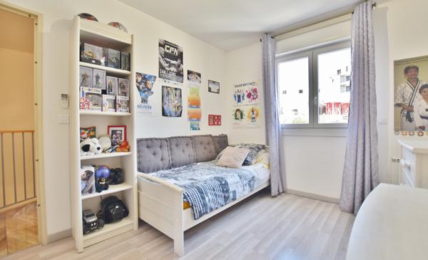 APPARTEMENT DUPLEX T4 AVEC TERRASSE ET BALCON