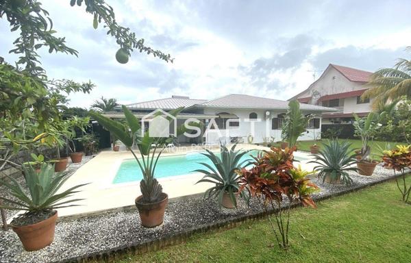 Villa T5 - Piscine ~123m2 hab / 1050m2 Lot. résidentiel