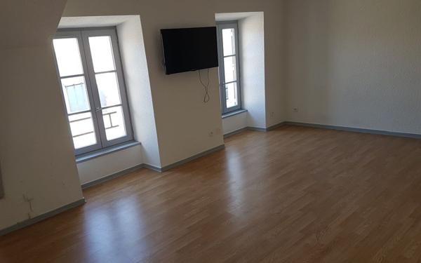 Appartement à louer    2 pièces • 61,90 m2 La Souterraine