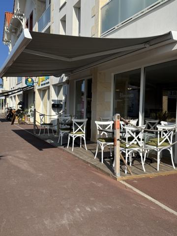 COFFEE  SHOP RESTAURANT  LACANAU OCEAN