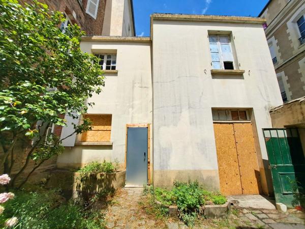 Maison
         2 pièces
        - 37 m² 209 000 € *
