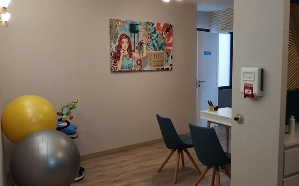 Immeuble à vendre    2 pièces •  Onzain