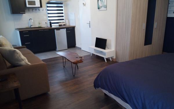 Immeuble à vendre    2 pièces •  Onzain