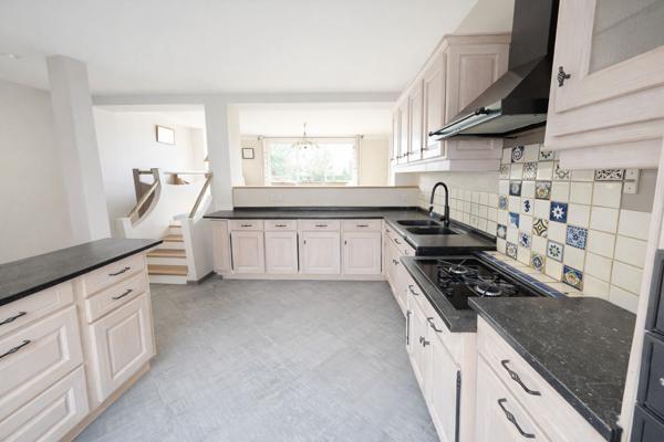 TORCY - Maison d'exception avec piscine intérieure & espace bien-être