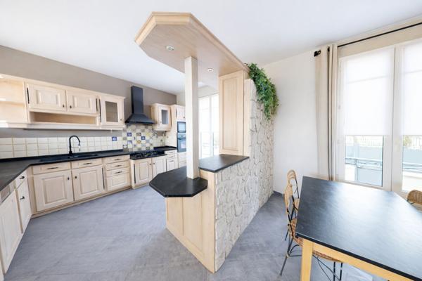 TORCY - Maison d'exception avec piscine intérieure & espace bien-être